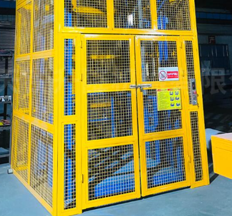 申扎货梯可以安装在室外吗